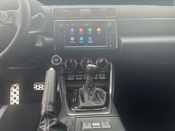 Car image 12