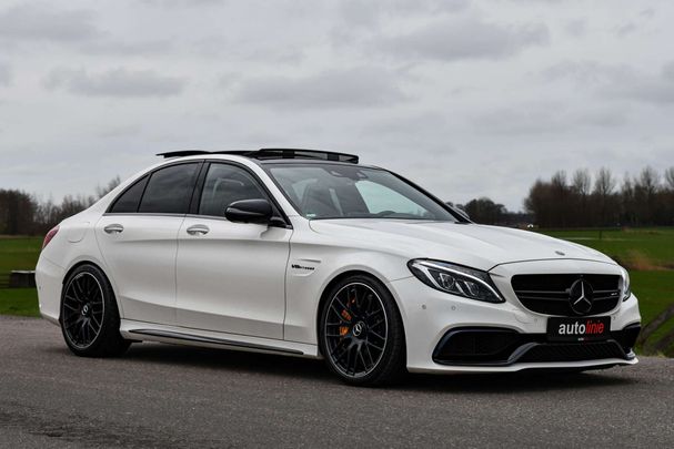 Mercedes-Benz C 63 AMG S 375 kW image number 2