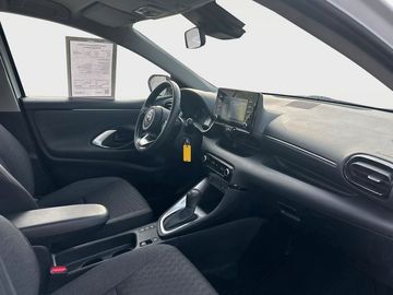 Car image 11