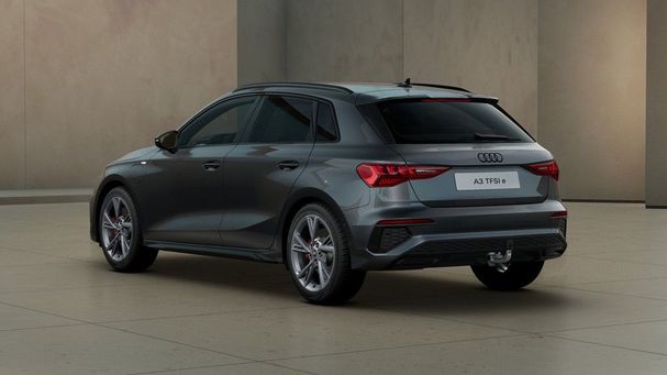 Audi A3 45 TFSIe S-line Sportback Business 180 kW image number 3