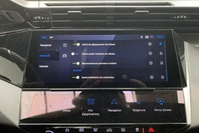 Car image 33