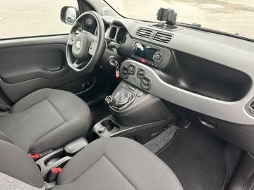 Car image 16