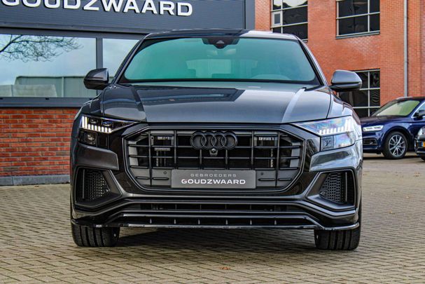 Audi Q8 55 TFSIe quattro 280 kW image number 8