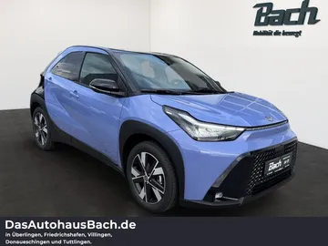 Car image 2