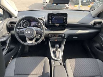 Car image 16