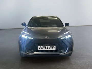 Car image 3