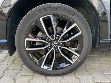Car image 29