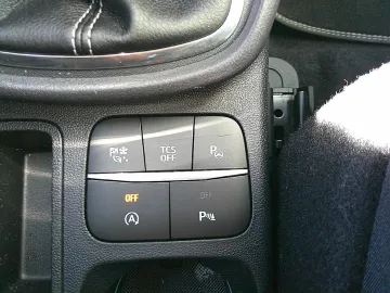 Car image 37