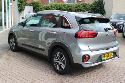 Car image 28