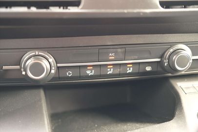 Car image 33