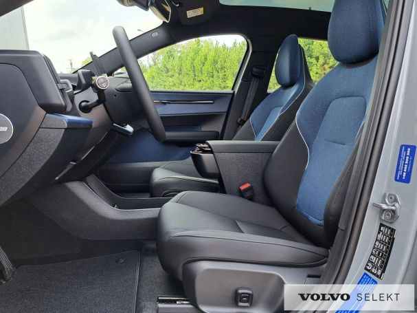 Volvo EX30 200 kW image number 10