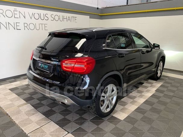 Mercedes-Benz GLA 250 4Matic 7G-DCT 155 kW image number 3