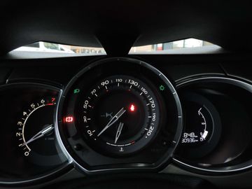 Car image 37