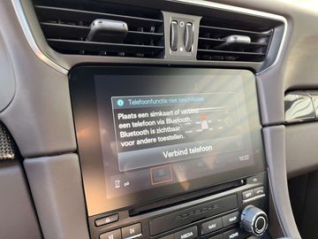 Car image 37