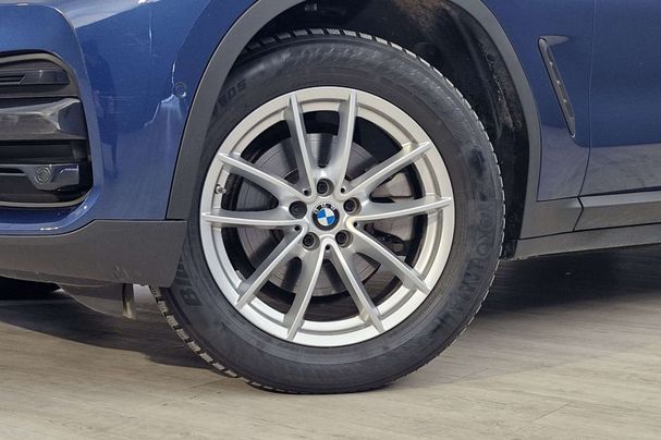 BMW X3 xDrive20d Advantage 140 kW image number 4