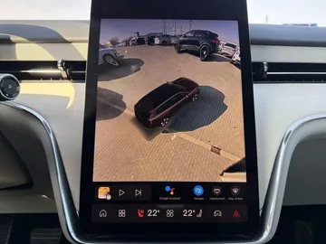 Car image 23