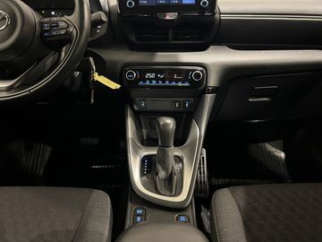 Car image 15