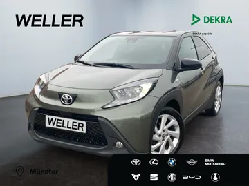 Car image 1