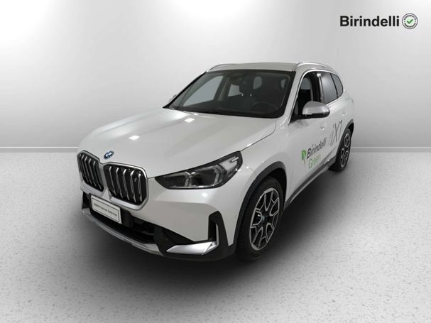 BMW iX1 xDrive30 200 kW image number 1