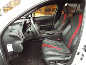 Car image 11