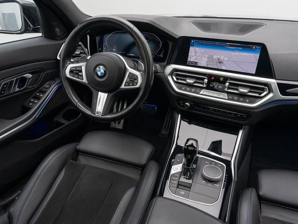 BMW 340d Touring xDrive 250 kW image number 24