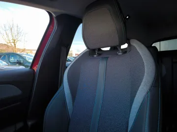 Car image 43