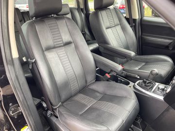 Car image 24