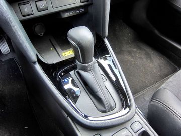 Car image 11