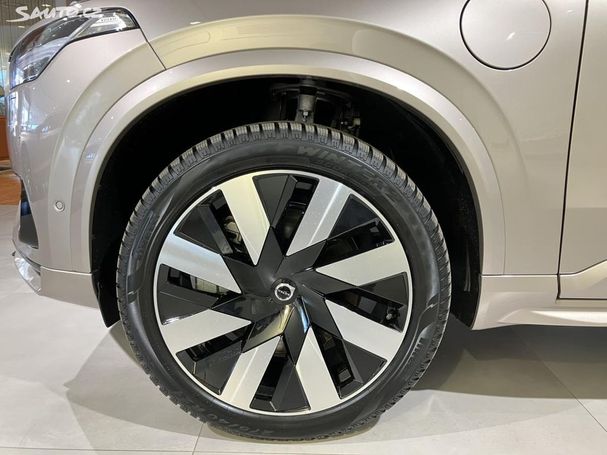 Volvo XC90 T8 Recharge AWD 335 kW image number 13