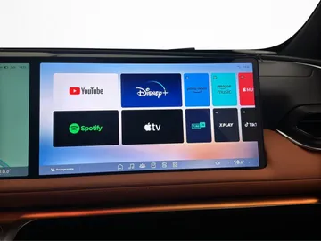Car image 38