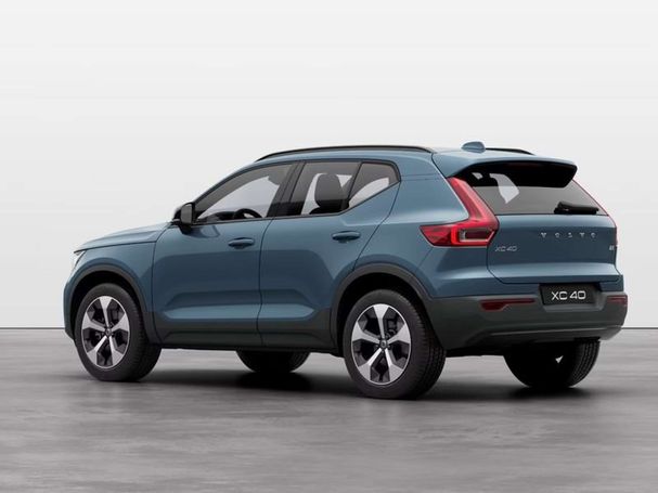 Volvo XC40 B3 Plus 120 kW image number 2