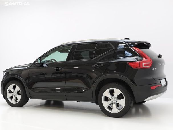 Volvo XC40 AWD T8 140 kW image number 8