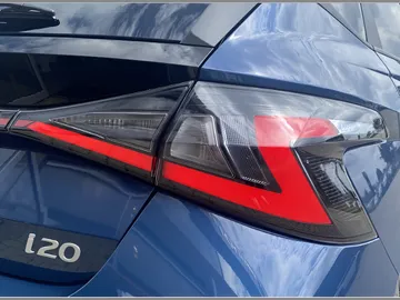 Car image 22