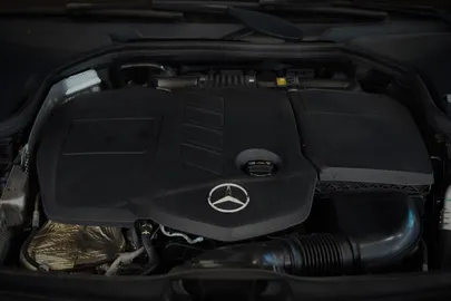 Car image 35