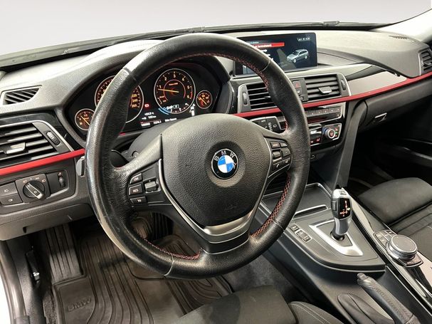 BMW 320d Touring xDrive Sport Line 140 kW image number 12