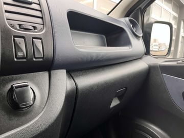 Car image 36