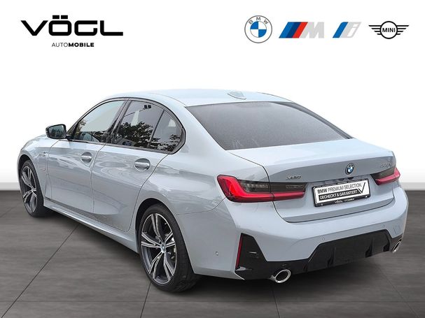 BMW 330e M Sportpaket xDrive 215 kW image number 4