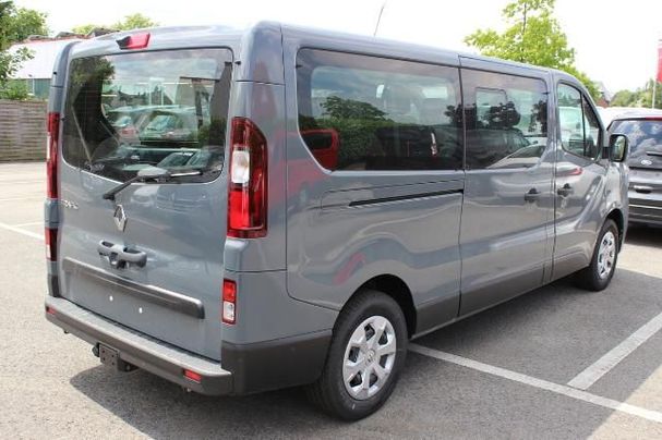 Renault Trafic Grand 170 125 kW image number 3