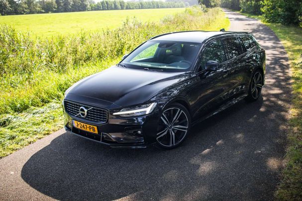 Volvo V60 B5 184 kW image number 1