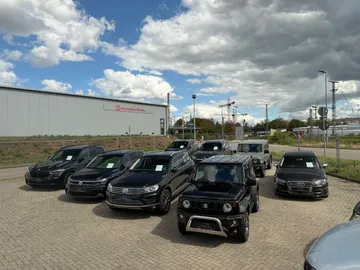 Car image 41
