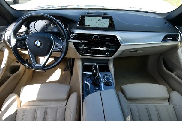 BMW 530i xDrive 185 kW image number 13