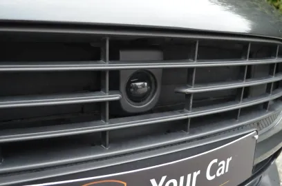 Car image 36