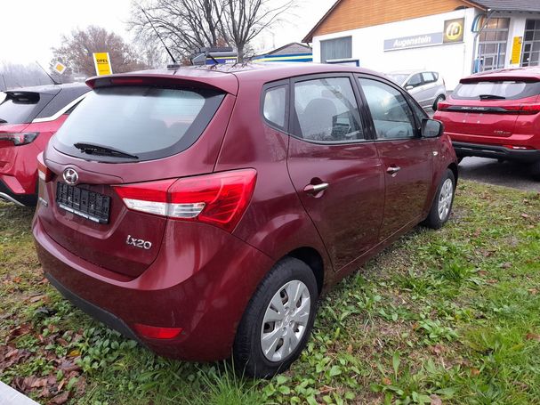 Hyundai ix20 blue Classic 66 kW image number 6