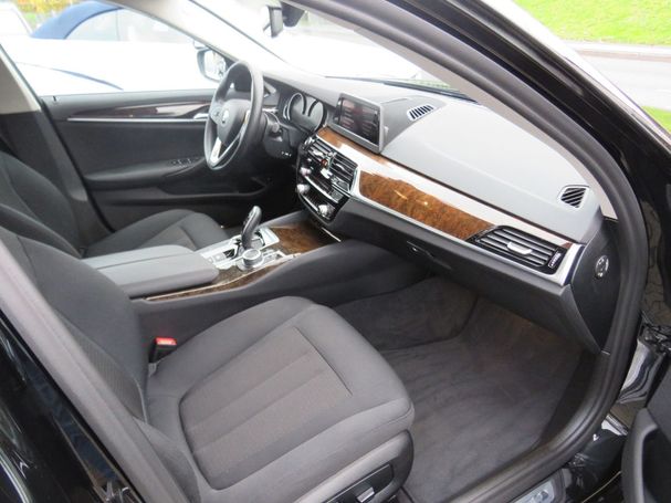 BMW 520d 140 kW image number 16