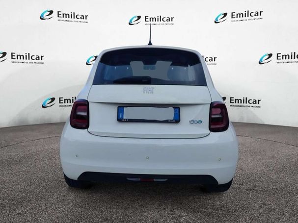 Fiat 500 e 42 kWh 87 kW image number 8