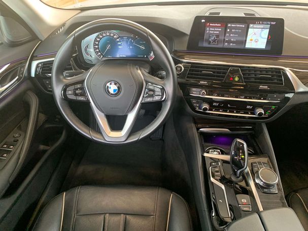 BMW 530i Touring 185 kW image number 24