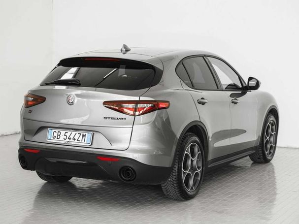 Alfa Romeo Stelvio 2.2 Diesel AT8 Q4 140 kW image number 2