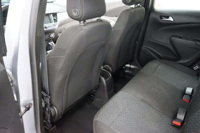 Car image 37