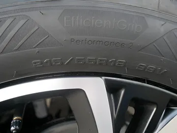 Car image 42