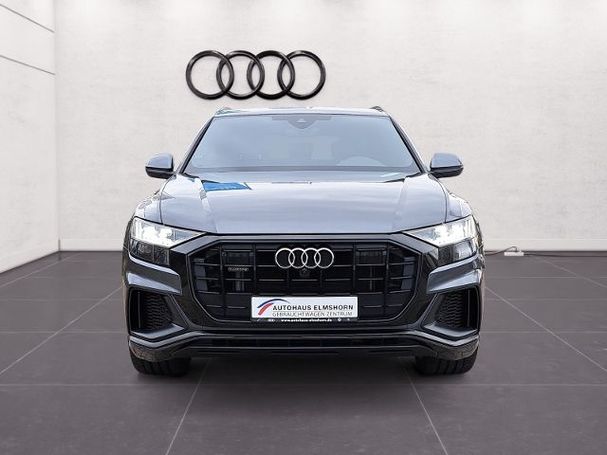 Audi Q8 55 TFSI quattro S-line 250 kW image number 3